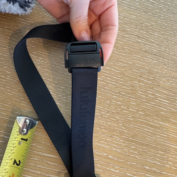 Lululemon Running Belt S/M - Picture 6 of 6